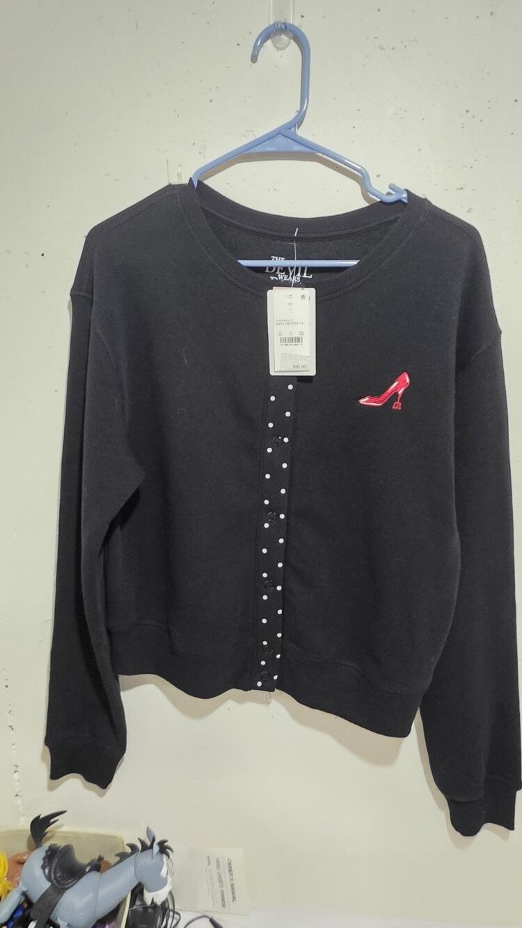 The Devil Wears Prada Women's Character Graphic Black Cardigan Size Large NWT